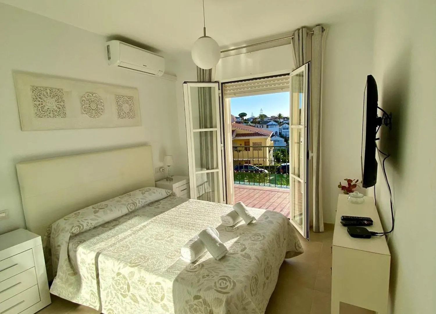 Apartment Apartamento Con Vistas La Cala De Mijas Spain